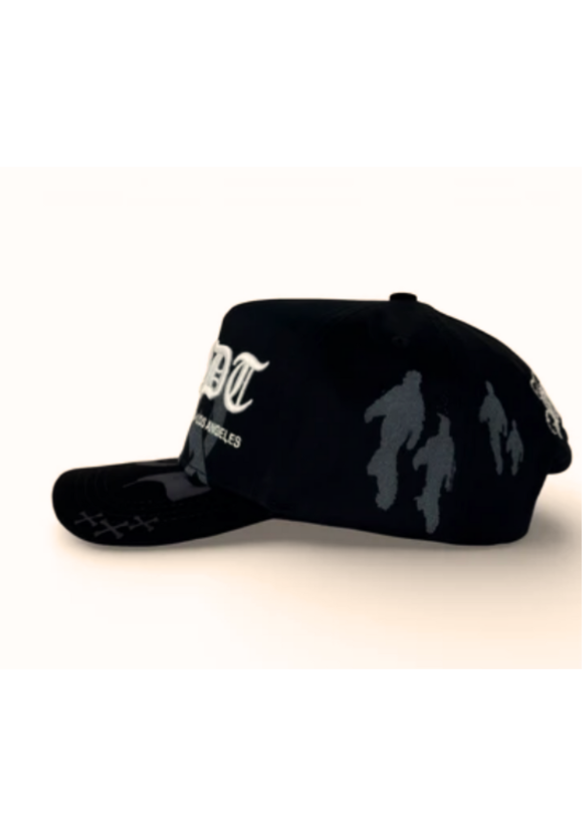 Innedit  “GHOST BLK“